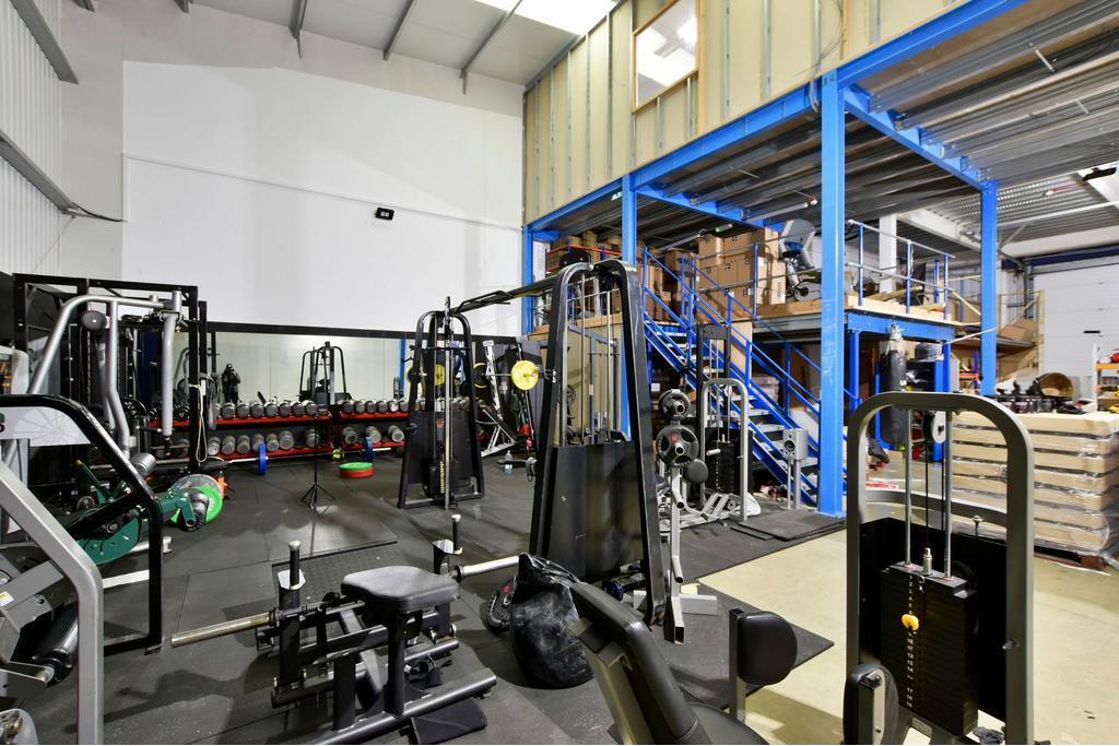 Whiteleaf Road - Chancerygate Business Centre, Warehouse Unit, Hemel Hempstead