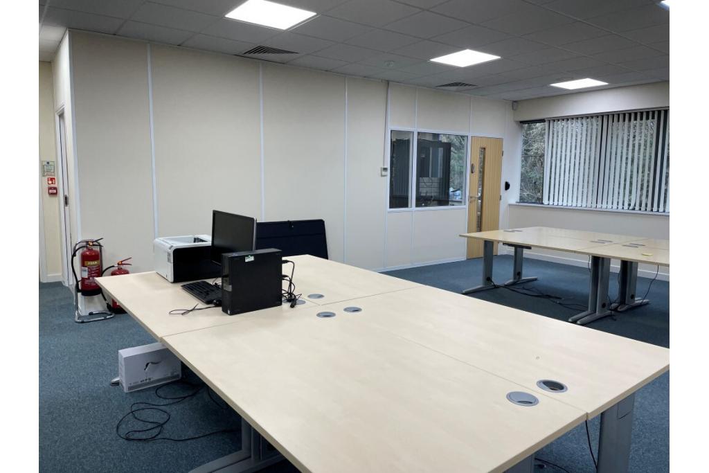 Wood Lane - Amberside, Office Unit, Hemel Hempstead, Hertfordshire HP2 4TP