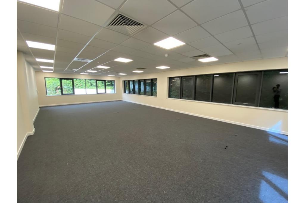 Wood Lane - Amberside, Office Unit, Hemel Hempstead, Hertfordshire HP2 4TP