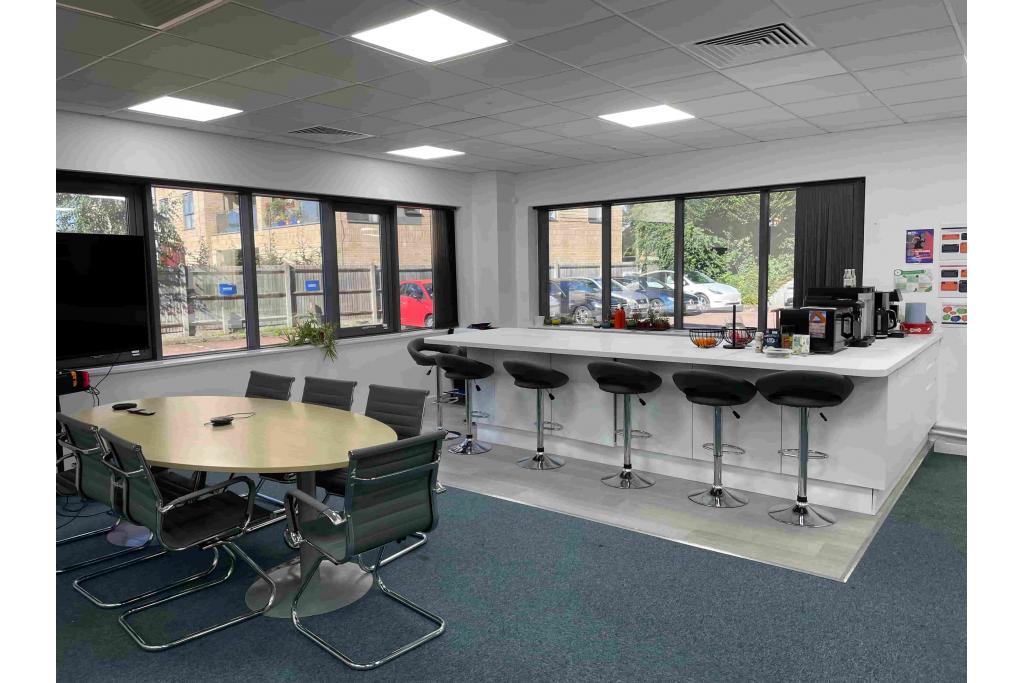 Wood Lane - Amberside, Office Unit, Hemel Hempstead, Hertfordshire HP2 4TP