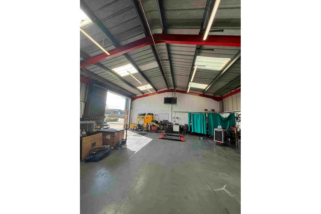 Wycombe Rd - C R Bates Industrial Estate - Industrial, Stokenchurch, Buckinghamshire HP14 3PD