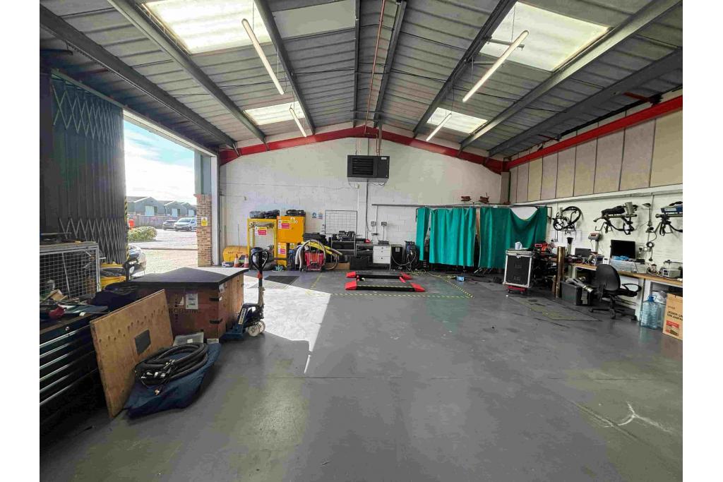 Wycombe Rd - C R Bates Industrial Estate - Industrial, Stokenchurch, Buckinghamshire HP14 3PD