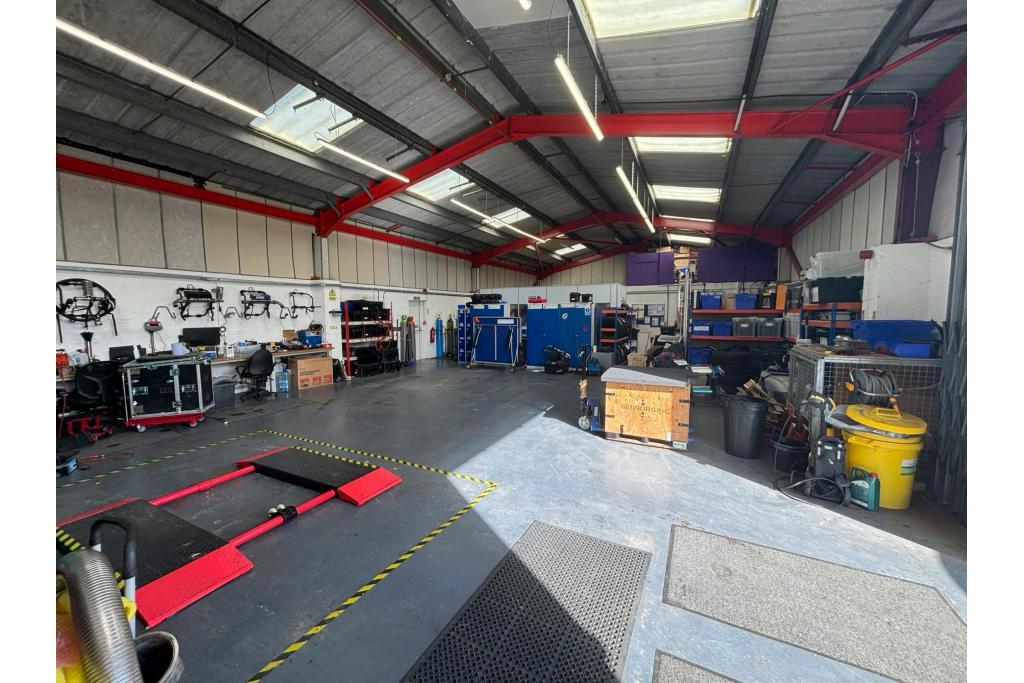 Wycombe Rd - C R Bates Industrial Estate - Industrial, Stokenchurch, Buckinghamshire HP14 3PD