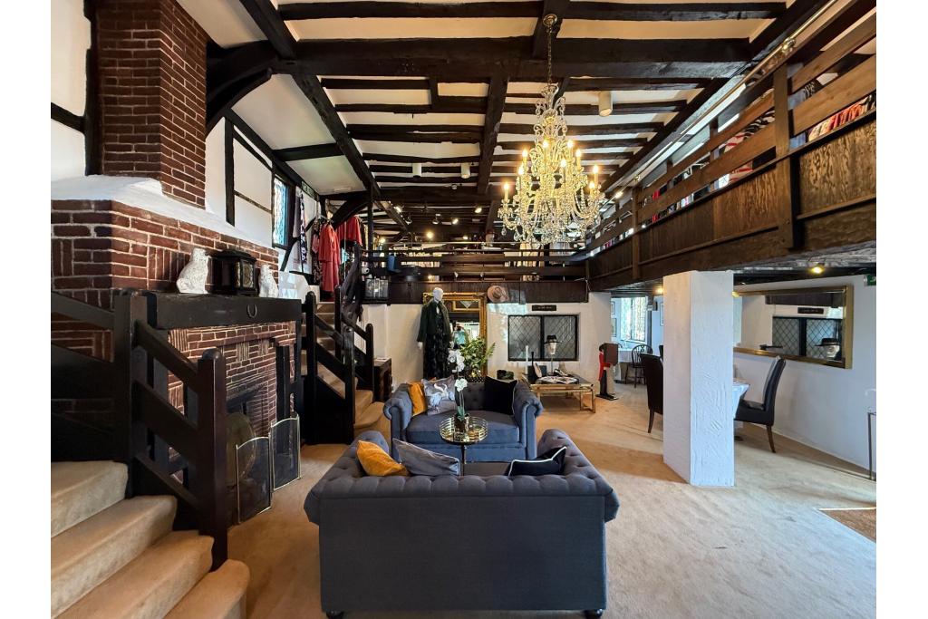 Ambers, The Millstream - Retail, Amersham, Buckinghamshire HP7 9DA