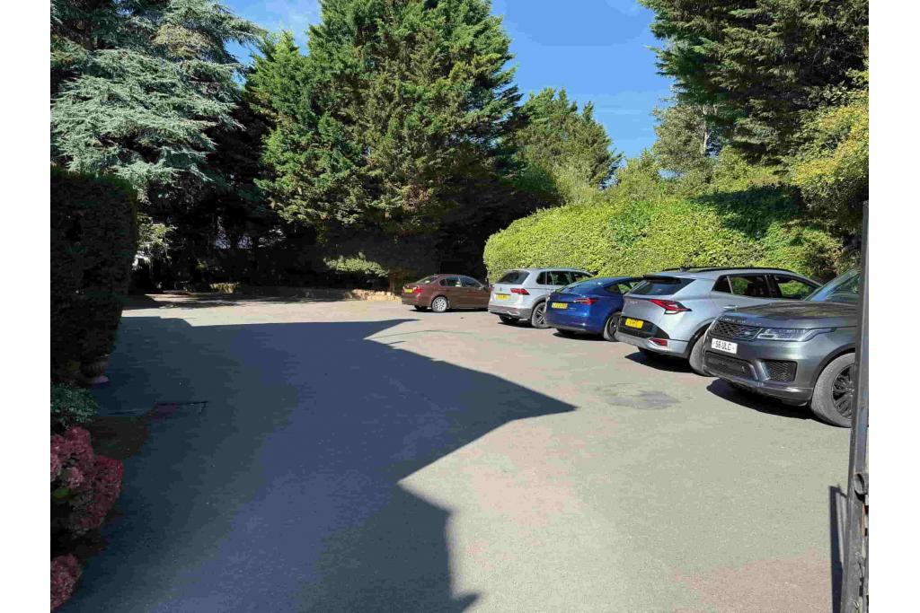 Ambers, The Millstream - Retail, Amersham, Buckinghamshire HP7 9DA