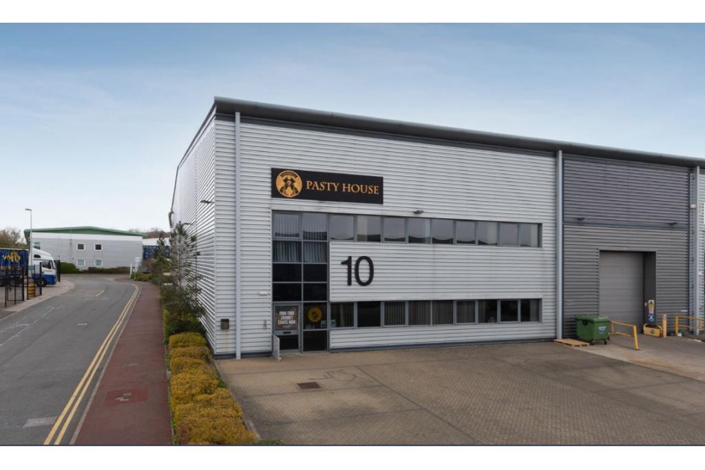 Crendon Industrial Park - Industrial Warehouse Units, Long Crendon, Buckinghamshire