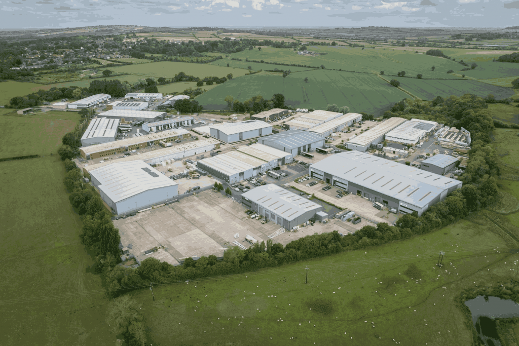 Crendon Industrial Park - Industrial Warehouse Units, Long Crendon, Buckinghamshire