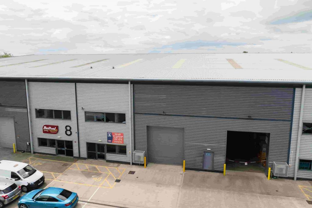 Crendon Industrial Park Warehouse Units - Long Crendon, Buckinghamshire HP18 9RW