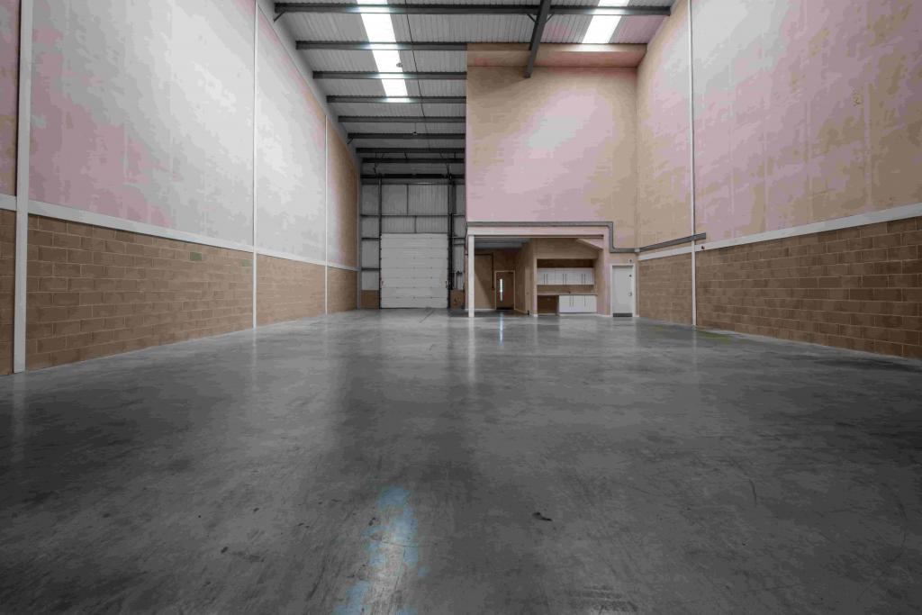 Crendon Industrial Park Warehouse Units - Long Crendon, Buckinghamshire HP18 9RW