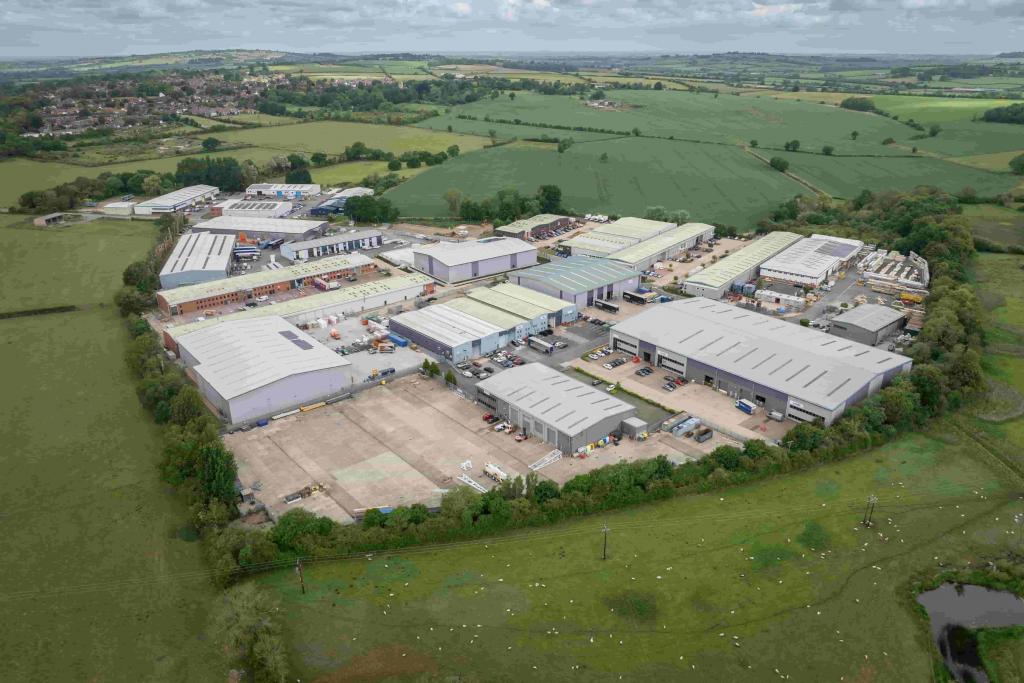 Crendon Industrial Park Warehouse Units - Long Crendon, Buckinghamshire HP18 9RW