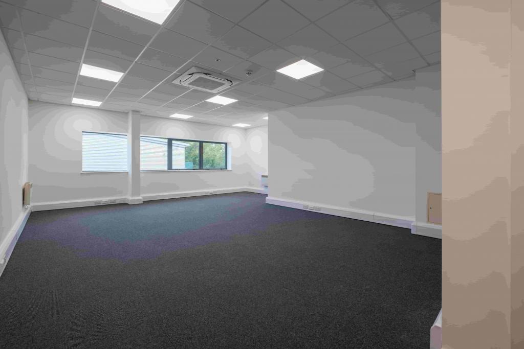 Crendon Industrial Park Warehouse Units - Long Crendon, Buckinghamshire HP18 9RW