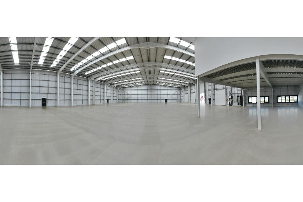 14 Drakes Drive - Revolution Hub Industrial - Long Crendon, Buckinghamshire HP18 9BA