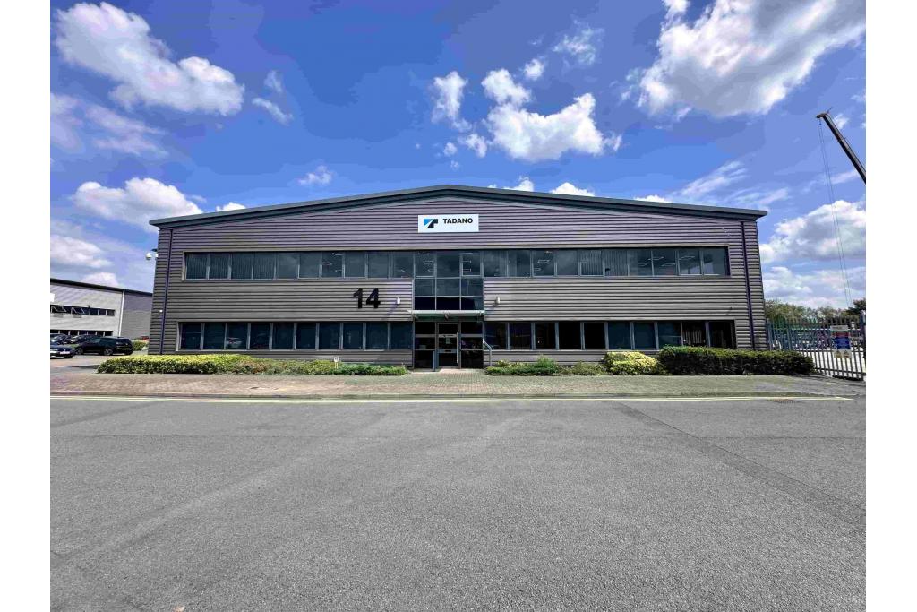 14 Drakes Drive - Revolution Hub Industrial - Long Crendon, Buckinghamshire HP18 9BA