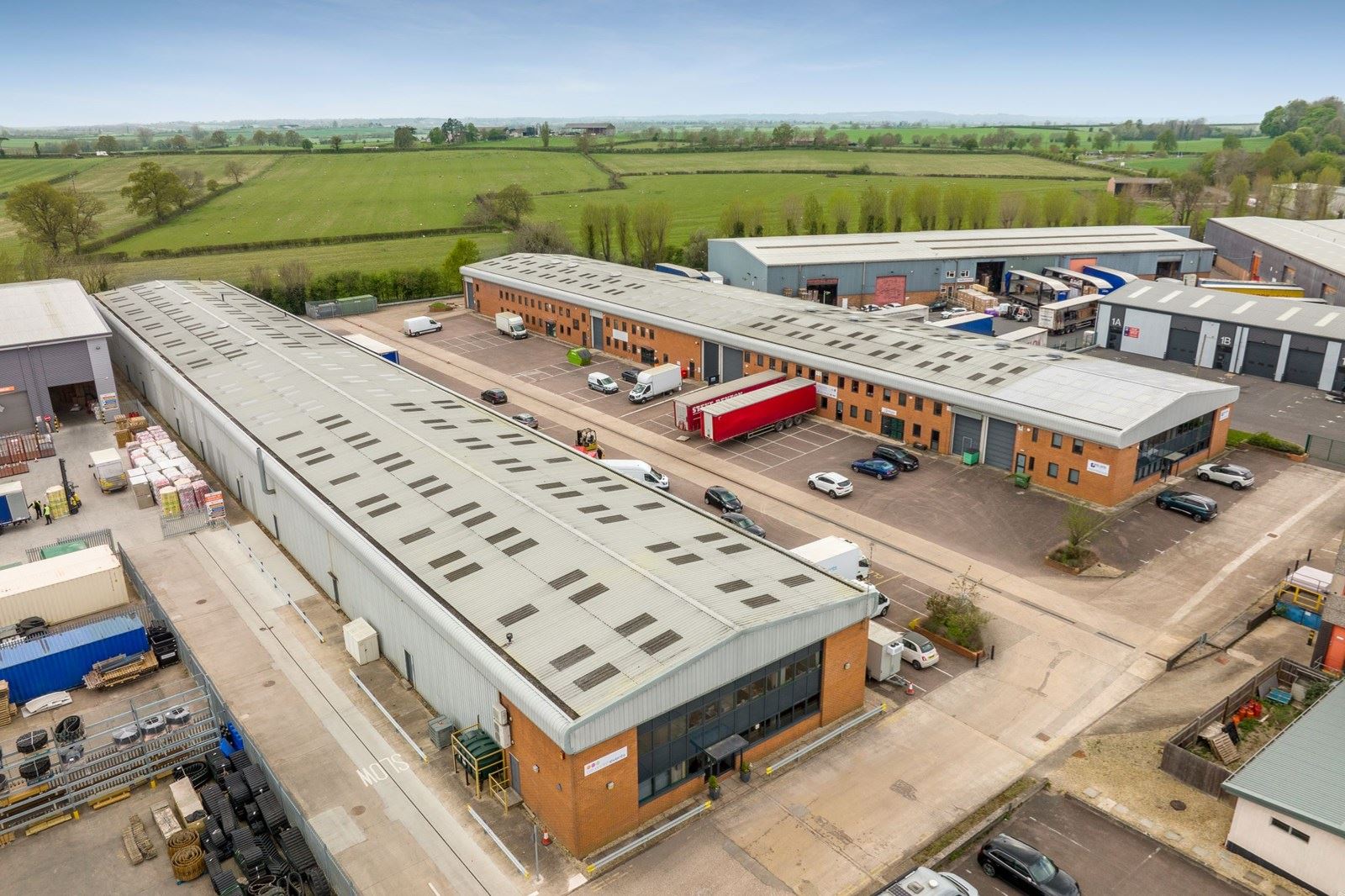 Field End - Industrial Warehouse, Long Crendon, Buckinghamshire HP18 9EJ