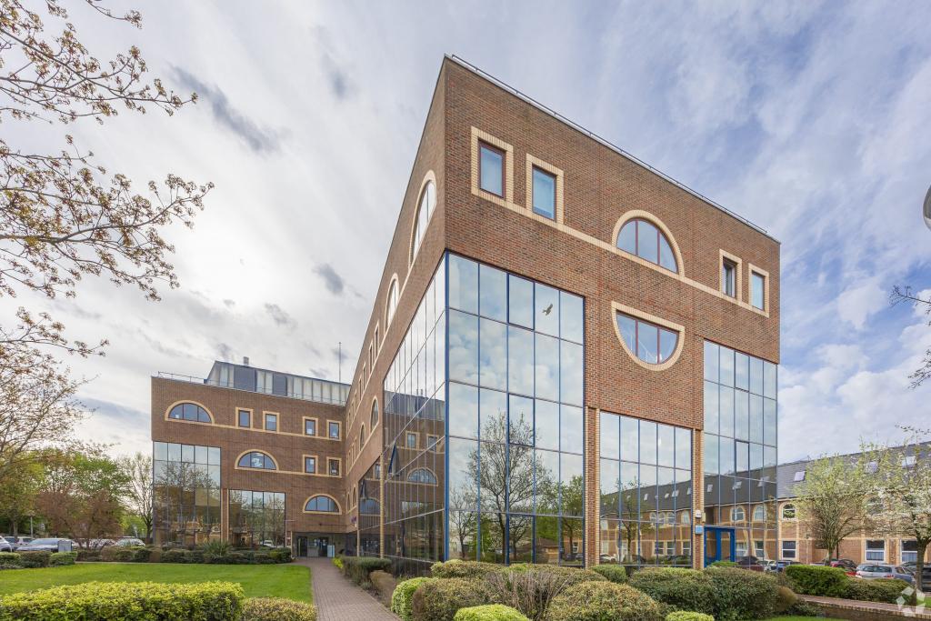 The Gate House - Office, Gatehouse Road, Aylesbury, Buckinghamshire HP19 8DB