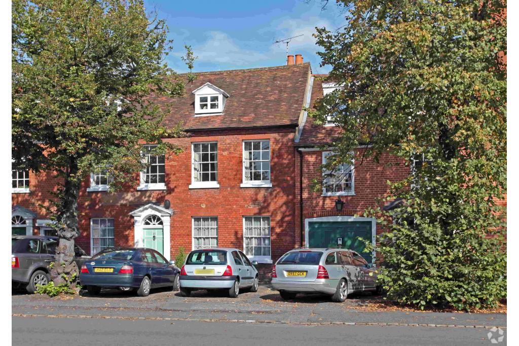 Canon House Office Building - 27 London End, Beaconsfield, Buckinghamshire HP9 2HN