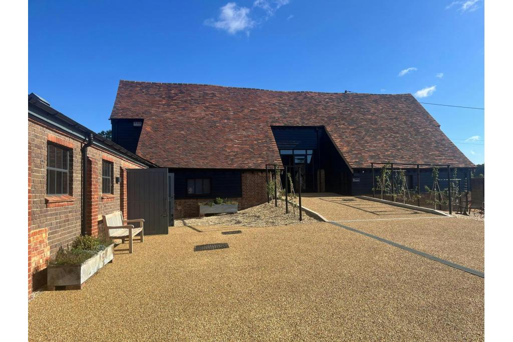 Manor Farm Barns Office Complex - Hughenden Manor Estate, High Wycombe, Buckinghamshire HP13 5UX