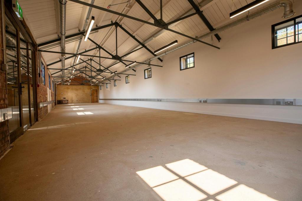 Manor Farm Barns Office Complex - Hughenden Manor Estate, High Wycombe, Buckinghamshire HP13 5UX