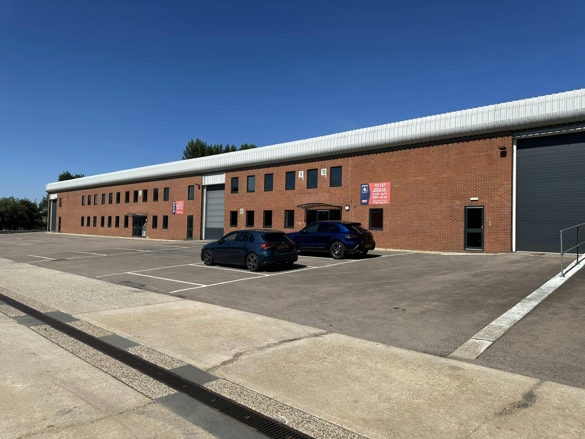Meadow View - Warehouse, Long Crendon, Buckinghamshire HP18 9EQ