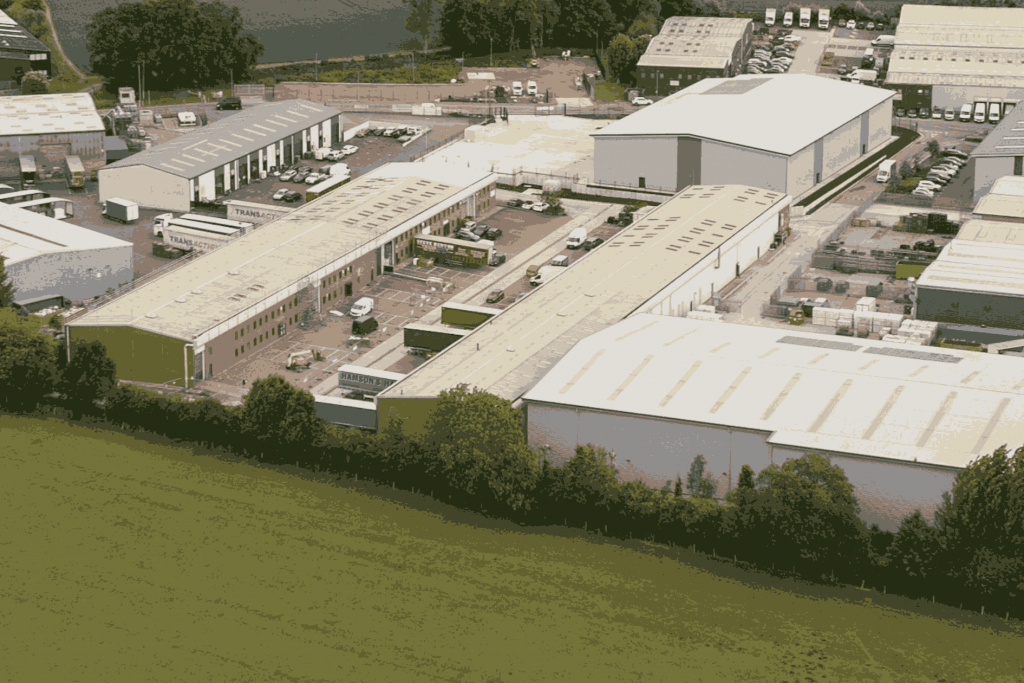 Meadow View - Warehouse, Long Crendon, Buckinghamshire HP18 9EQ