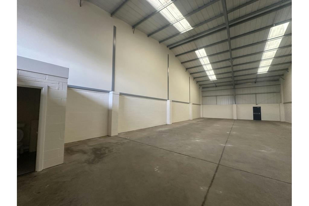 Southern Rd - Vale Industrial Estate, Aylesbury, Buckinghamshire HP19 9EW