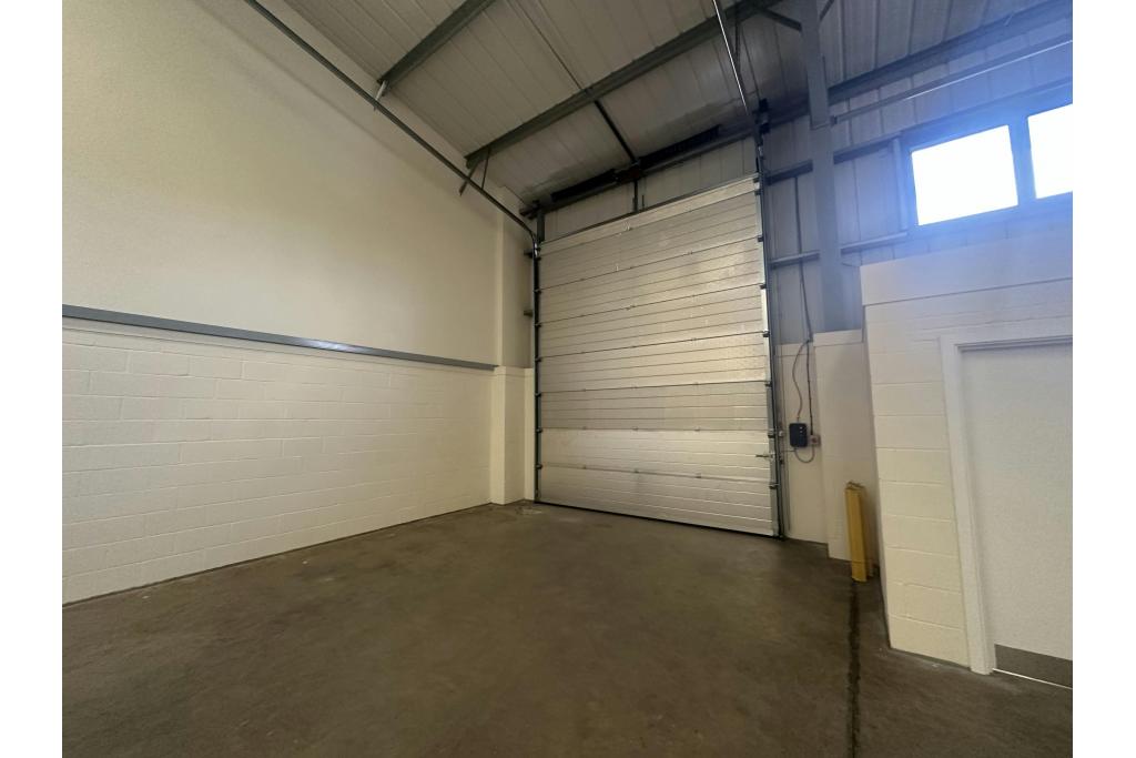 Southern Rd - Vale Industrial Estate, Aylesbury, Buckinghamshire HP19 9EW