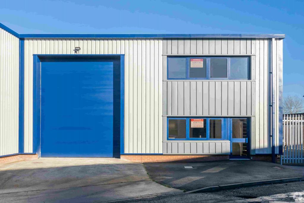 Southern Rd - Vale Industrial Estate, Aylesbury, Buckinghamshire HP19 9EW