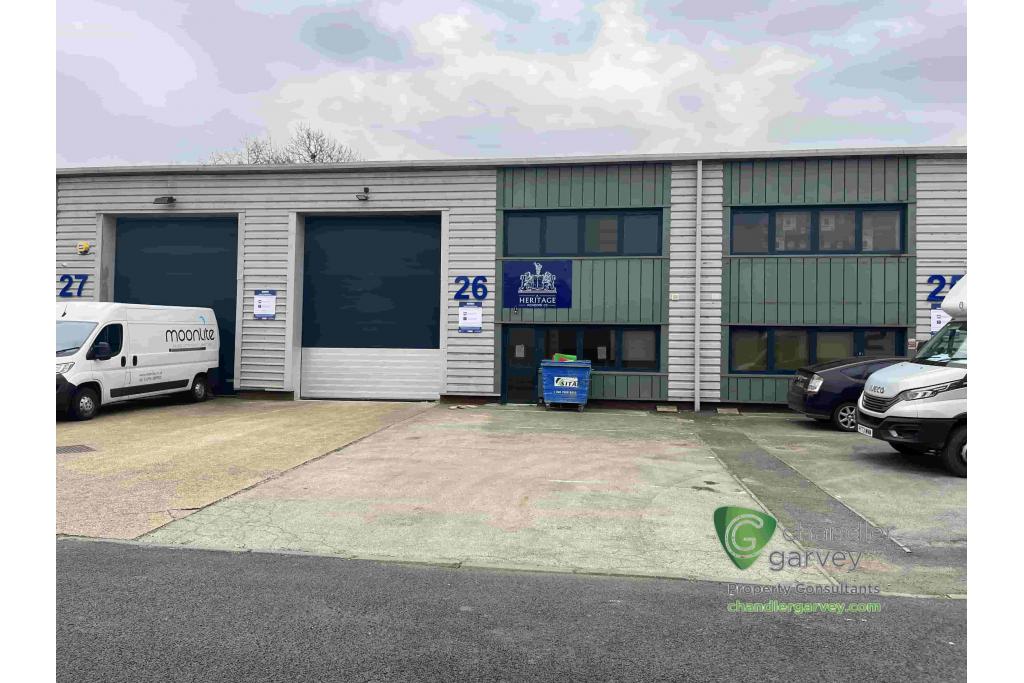Southern Rd - Vale Industrial Centre Warehouse, Aylesbury, Buckinghamshire HP19 9EW