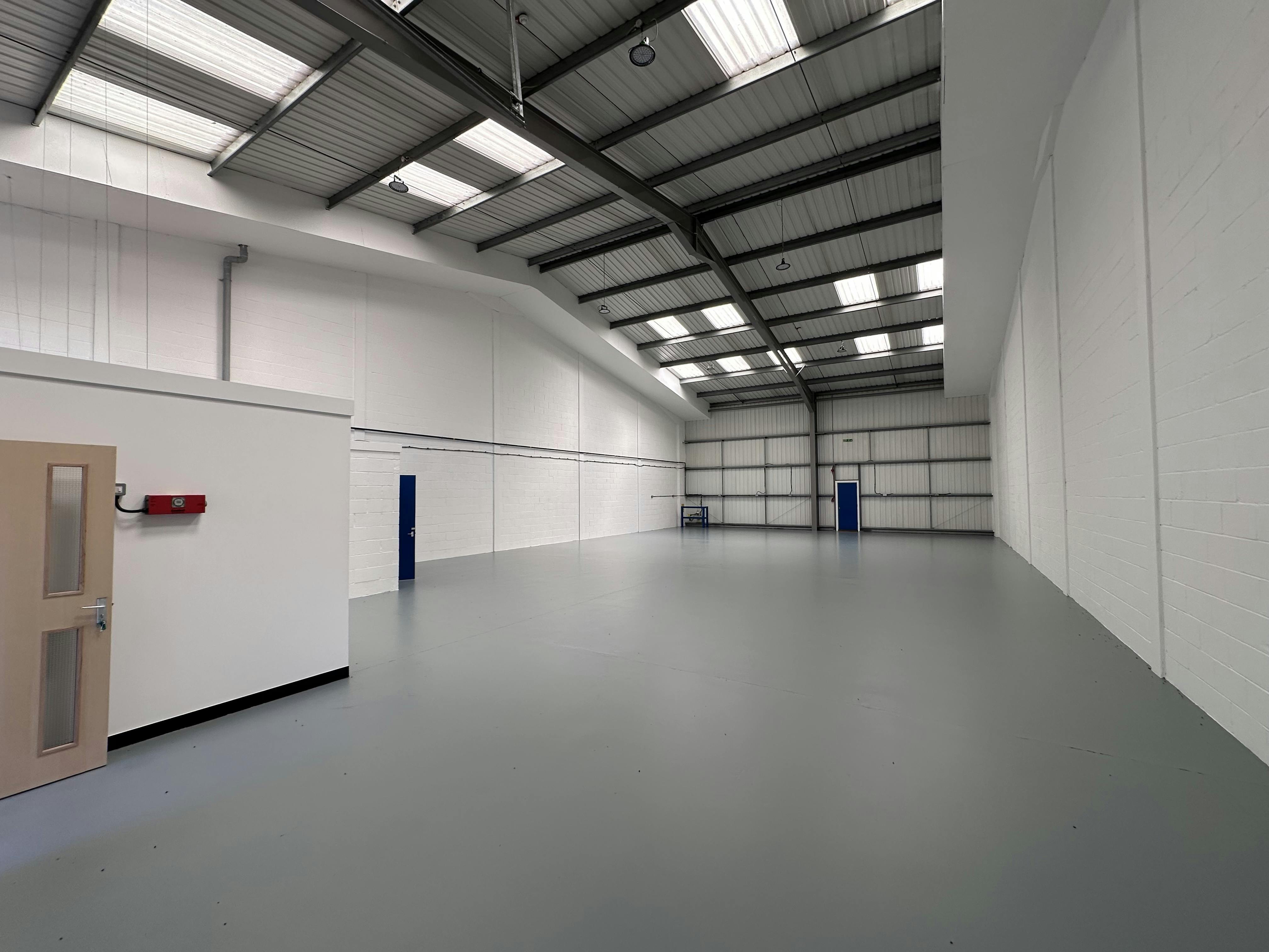 Haddenham Business Park Warehouse - Thame Road, Haddenham, Buckinghamshire HP17 8LJ