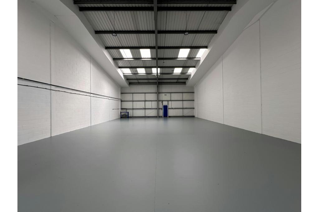 Haddenham Business Park Warehouse - Thame Road, Haddenham, Buckinghamshire HP17 8LJ