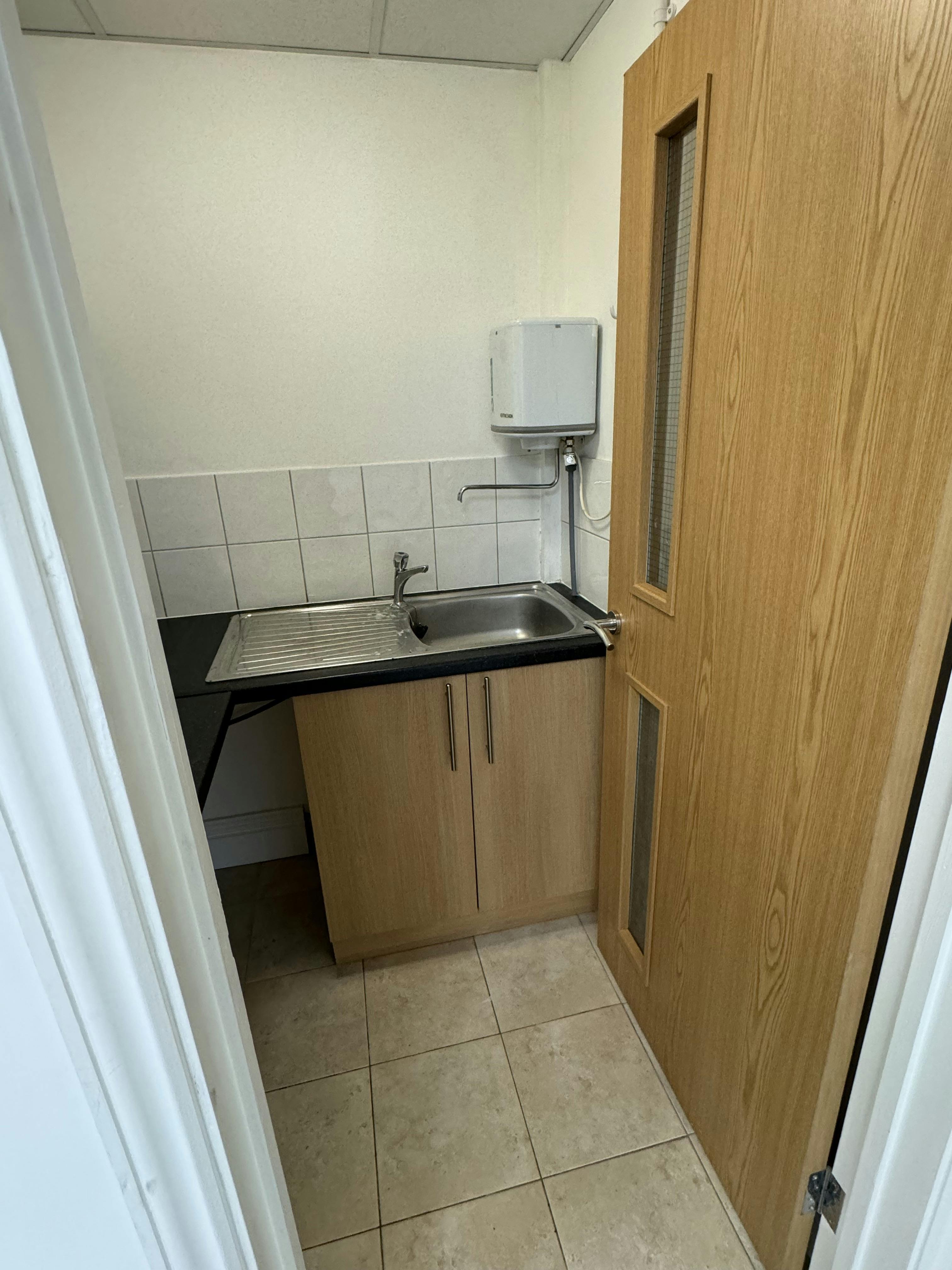 Woodside Walk Office Space - Amersham, Buckinghamshire HP6 6AA