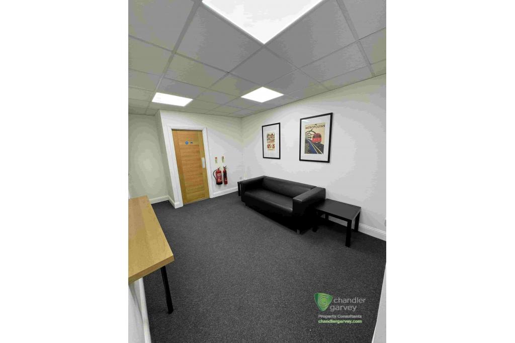 Woodside Walk Office Space - Amersham, Buckinghamshire HP6 6AA