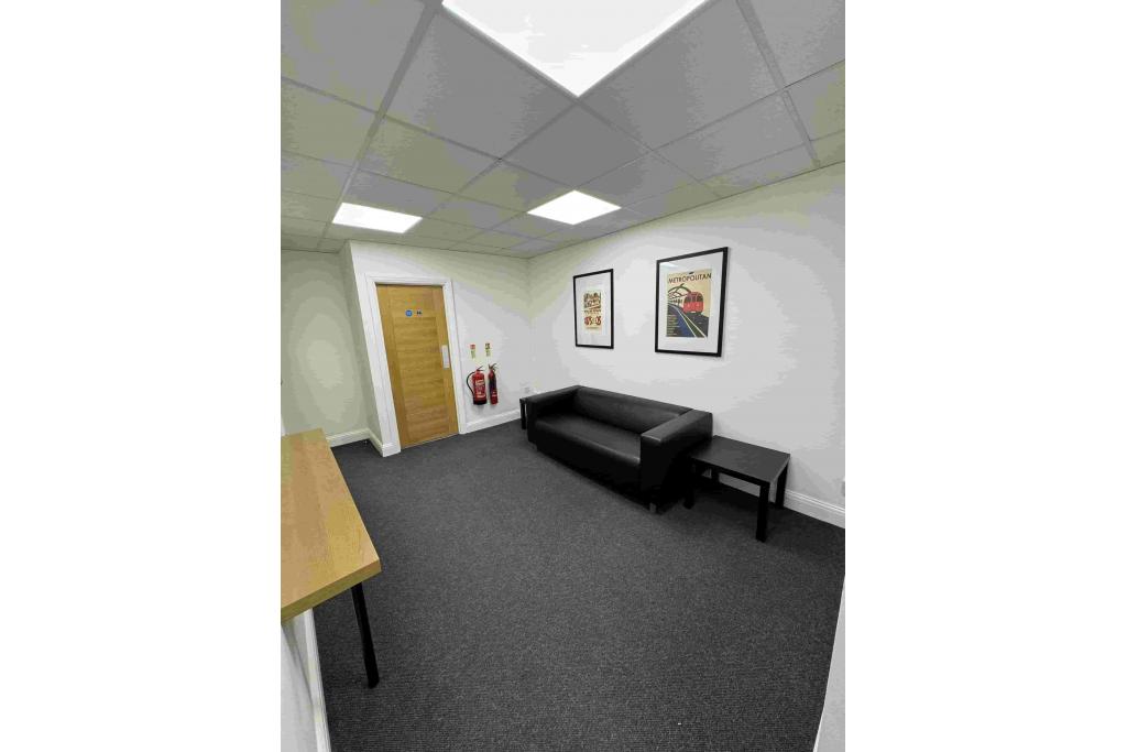 Woodside Walk Office Space - Amersham, Buckinghamshire HP6 6AA