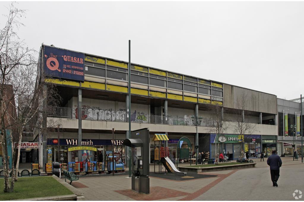 185 Marlowes - Retail Shopfront, Hemel Hempstead, Hertfordshire HP1 1BB
