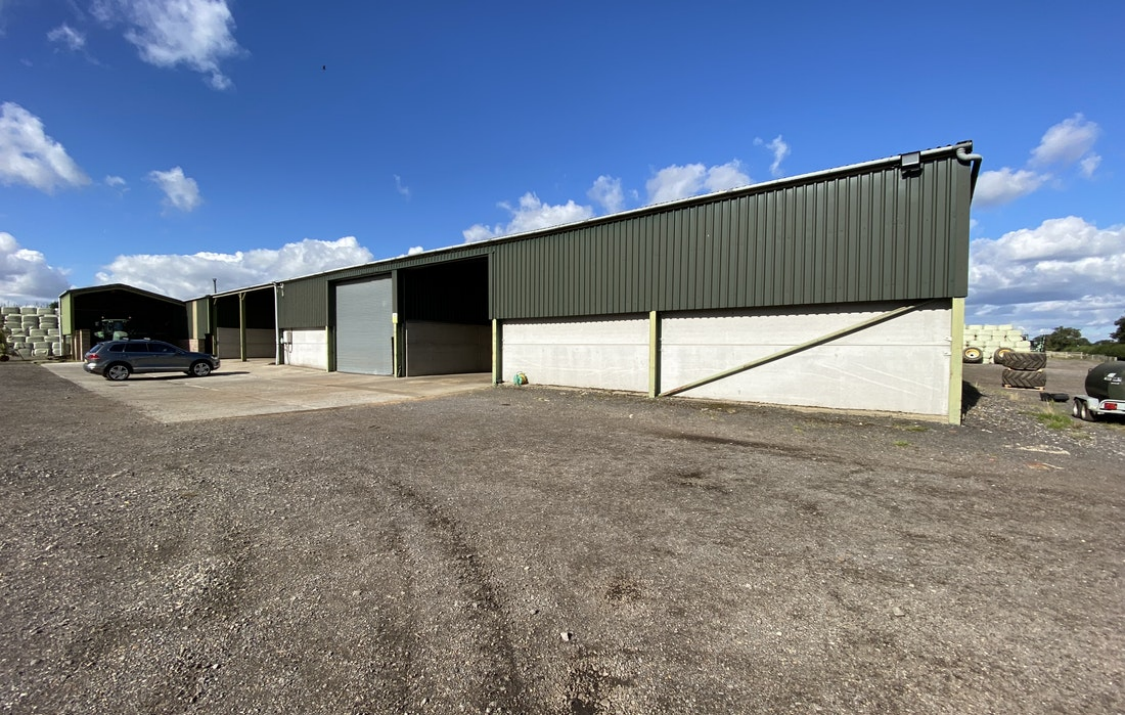 Storage Barns - Warehouse, Amersham, Buckinghamshire HP7 0QS