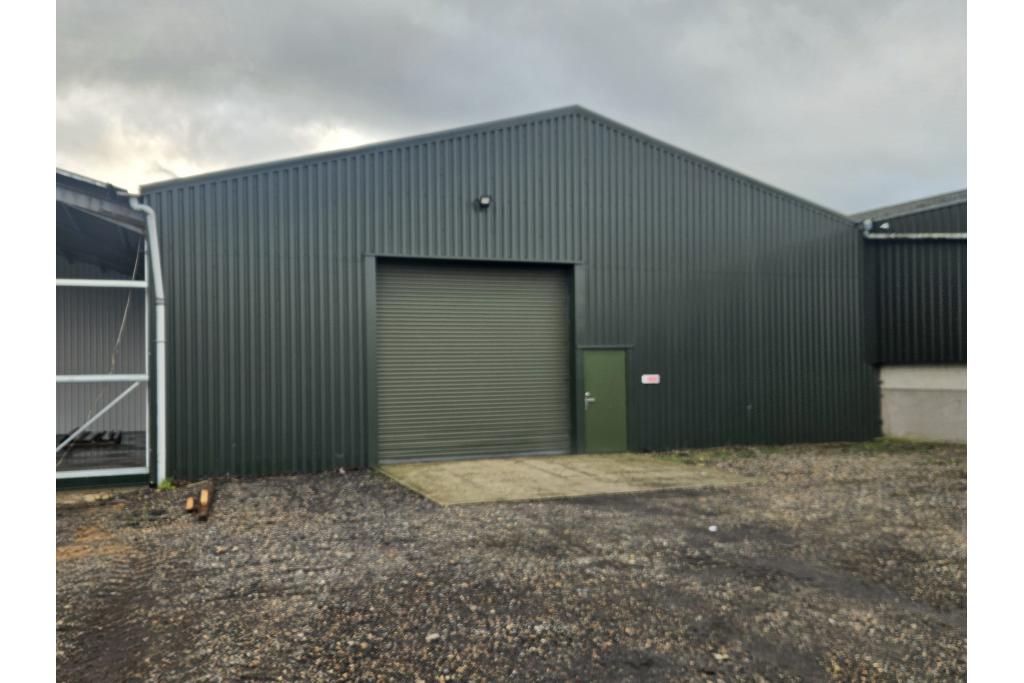 Oaklands Farm - Warehouse, Amersham, Buckinghamshire HP7 0QT