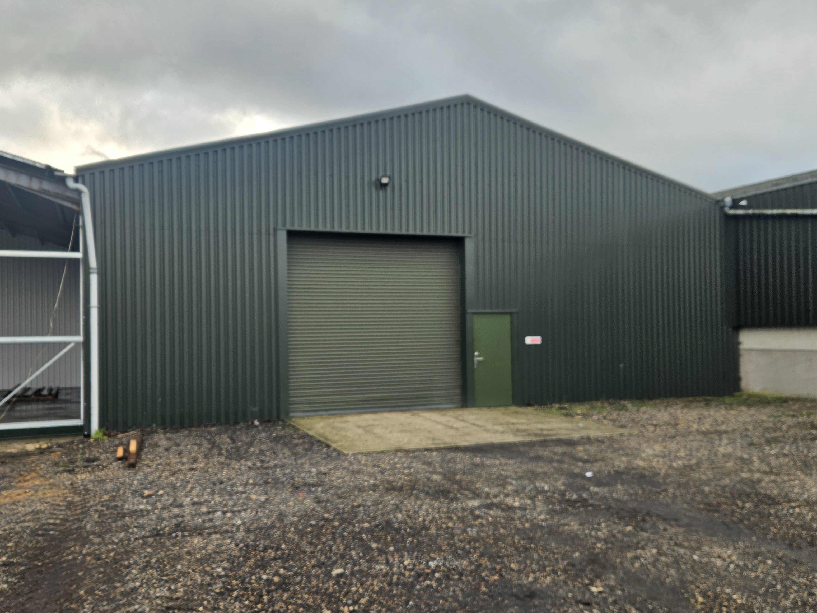 Oaklands Farm - Warehouse, Amersham, Buckinghamshire HP7 0QT