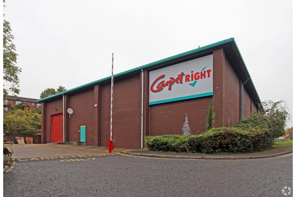 Bellfield Rd - Carpetright Retail Warehouse, High Wycombe, Buckinghamshire HP13 5HN
