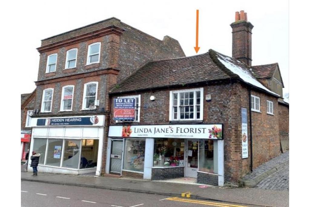 7 Castle St - Shopfront Retail/Office, High Wycombe, Buckinghamshire HP13 6RZ