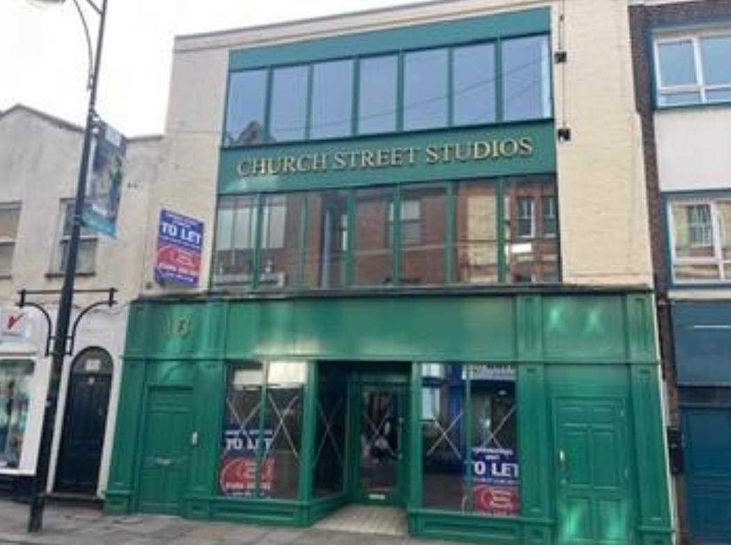 16 Church St - Shopfront Retail/Office, High Wycombe, Buckinghamshire HP11 2DE