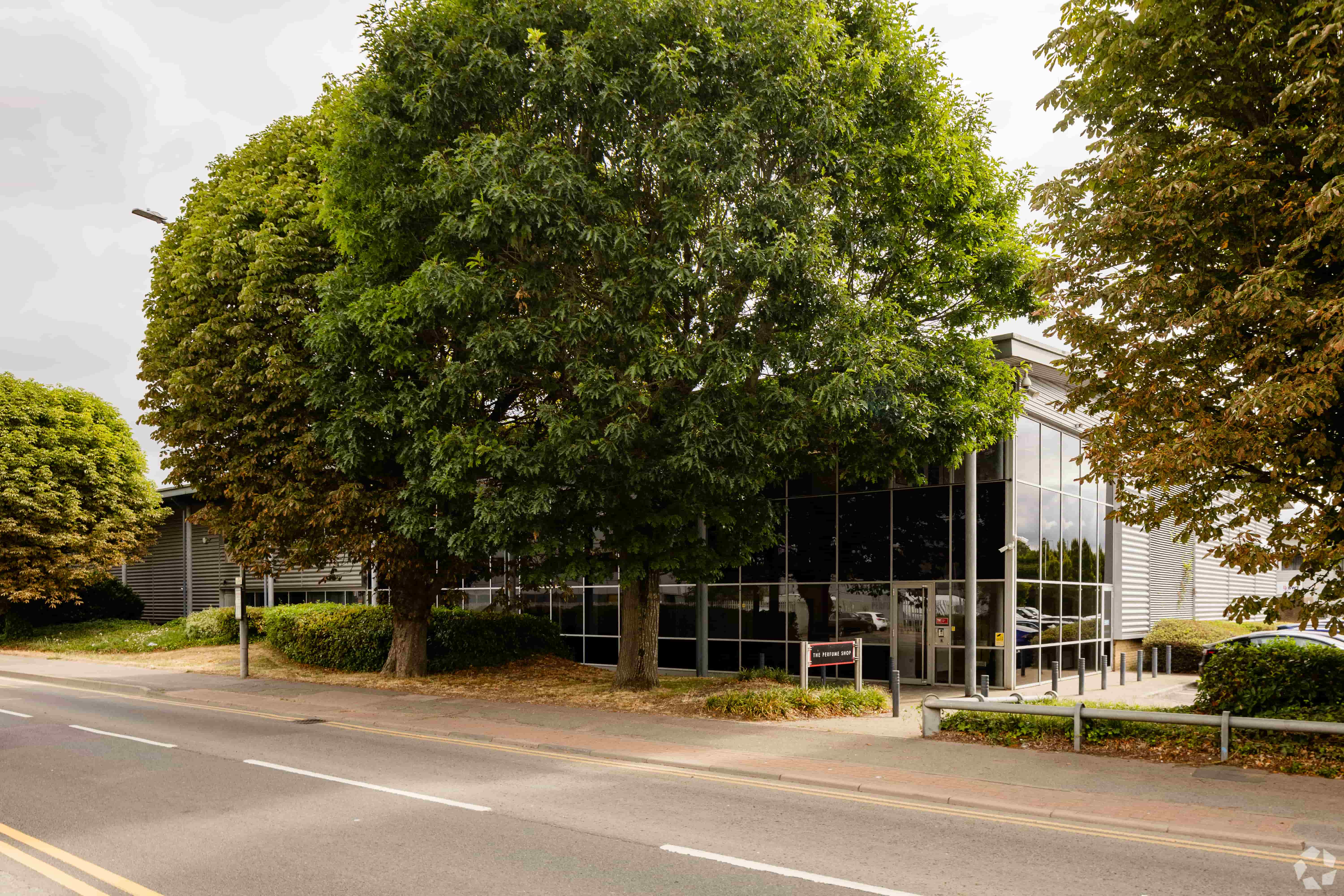 Coronation Rd - Cypress House, The Gateway Centre - Warehouse, High Wycombe