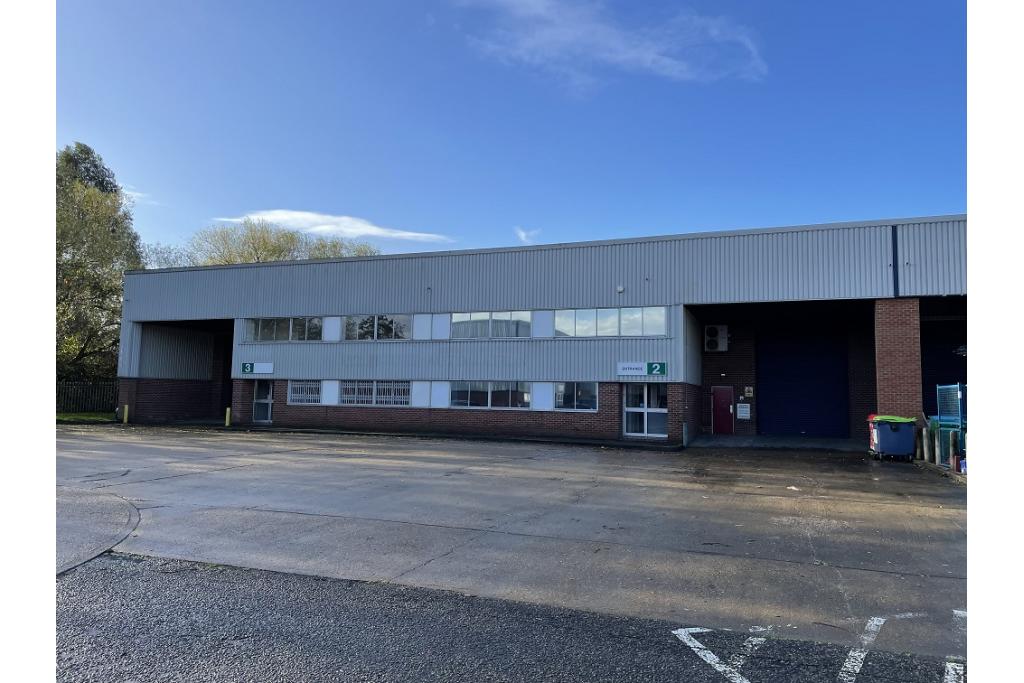 1–3 Farmbrough Clos - Industrial Distribution, Aylesbury, Buckinghamshire HP20 1DQ