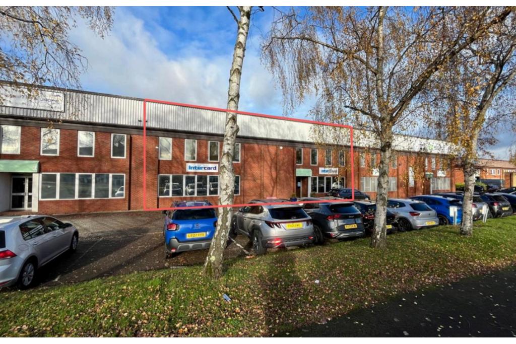 Hall Rd - Maylands Wood Estate, Industrial Warehouse, Hemel Hempstead, Hertfordshire HP2 7BH