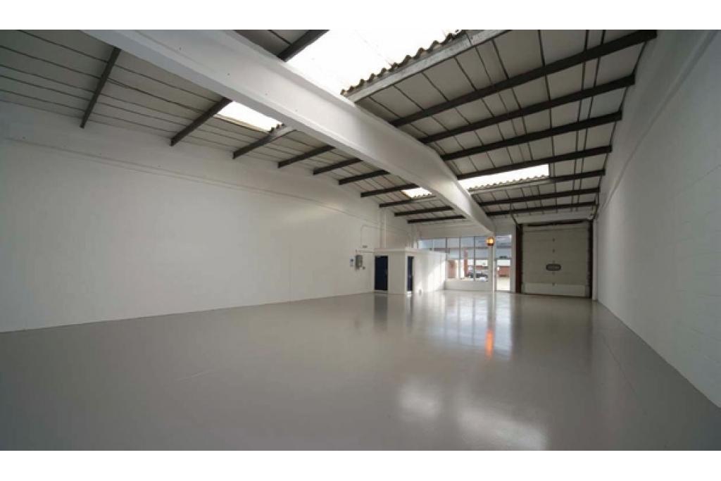 Hall Rd - Maylands Wood Estate, Industrial Warehouse, Hemel Hempstead, Hertfordshire HP2 7BH