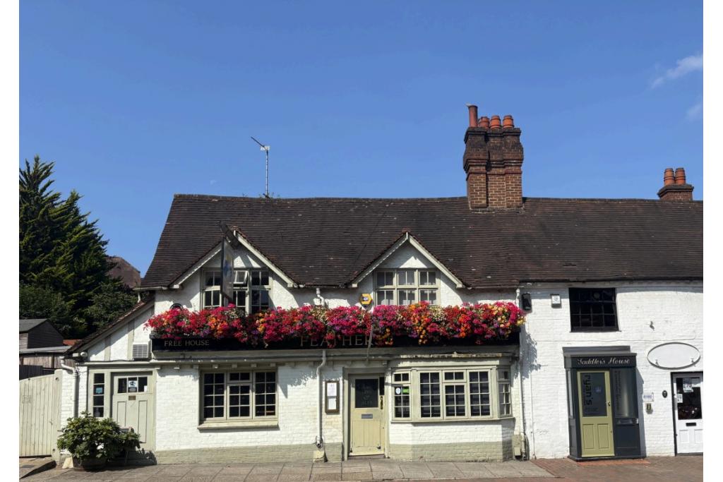 High St - The Feathers, Restaurant, Chalfont St Giles, Buckinghamshire HP8 4QQ