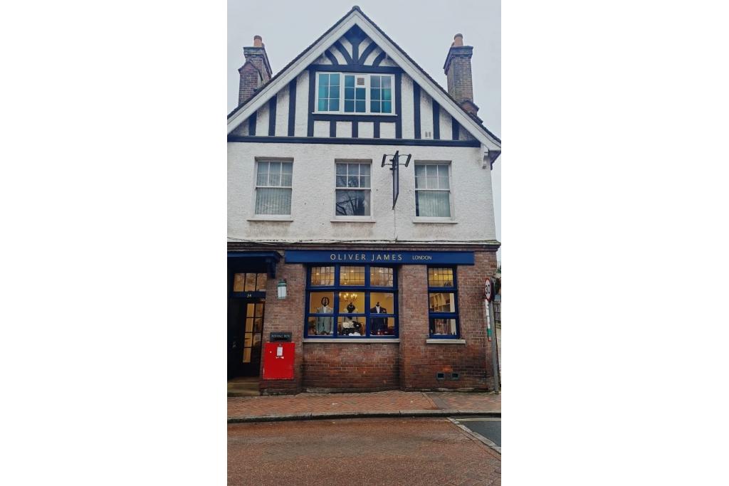 34 High St - Shopfront Retail, Great Missenden, Buckinghamshire HP16 0AU