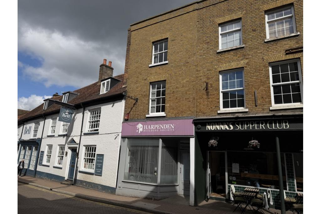38 High St - Bank, Tring, Hertfordshire HP23 5AA