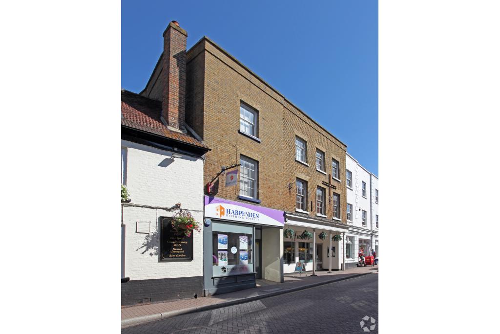 38 High St - Bank, Tring, Hertfordshire HP23 5AA