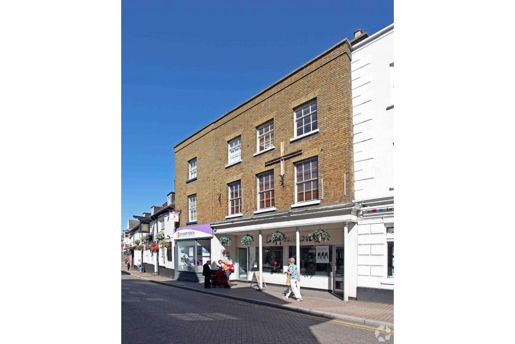 38 High St - Bank, Tring, Hertfordshire HP23 5AA