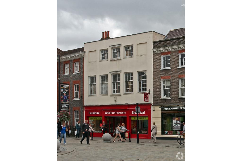 40–41 High St - Shopfront Retail, High Wycombe, Buckinghamshire HP11 2AG